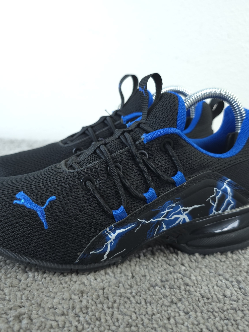 PUMA Axelion Lightning Kids Size 3 Boys Running Shoes Black Blue Low Top